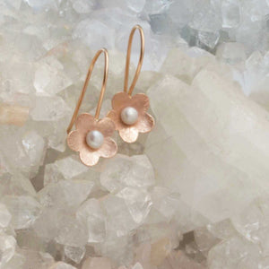 Flower pearl dangle earrings, rose gold